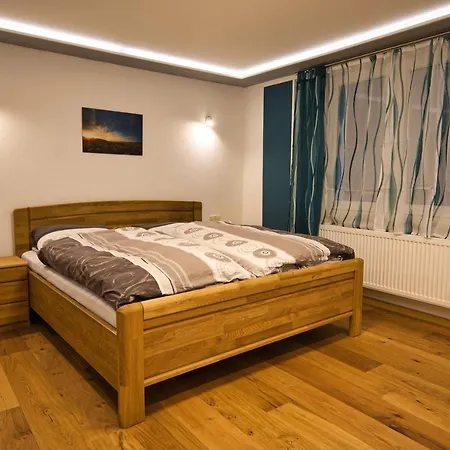 Erik Apartament *